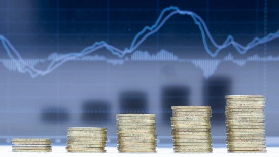 blog El peso colombiano se fortalece frente al dólar en medio de un clima favorable de riesgo